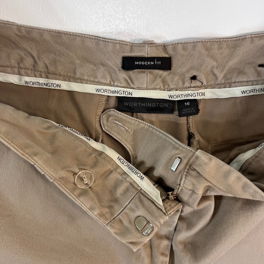 Worthington Modern Fit Chino Shorts 16 Tan Khaki Mid Rise Cotton Stretch Casual - Picture 3 of 9